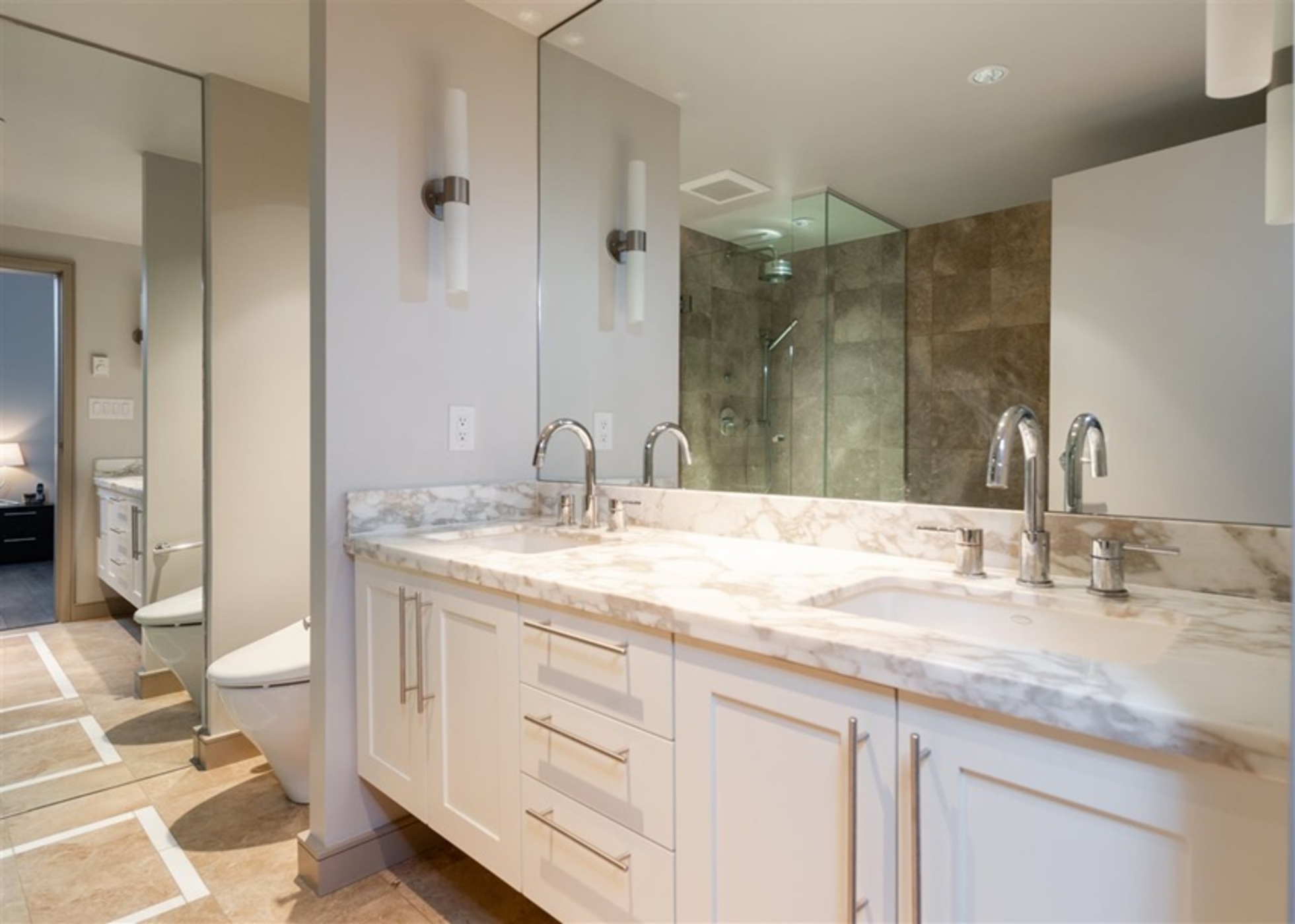 #2004 – 1616 Bayshore Drive